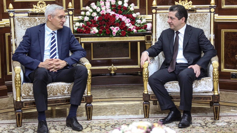 Mesrur Barzani: Kürdistan Bölgesi çözüm için anayasadan yana